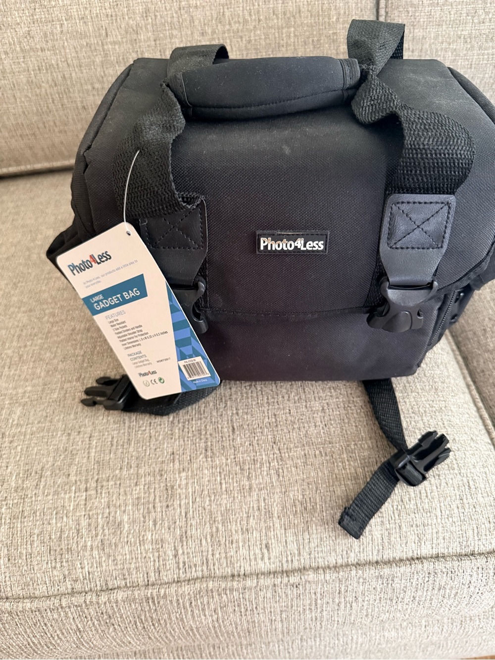 Black Camera Gadget Bag with Organized Compartments